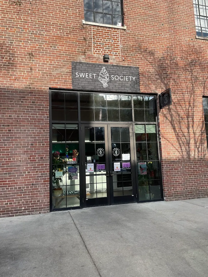 Sweet Society Desserts in Westminster, LA