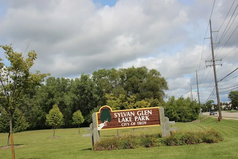 Sylvan Glen Lake Park park in Troy, MI