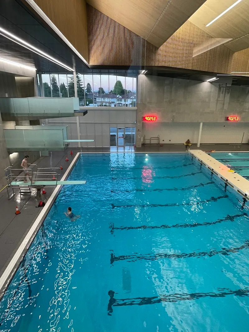təməsew̓txʷ Aquatic and Community Centre community center in New Westminster, BC
