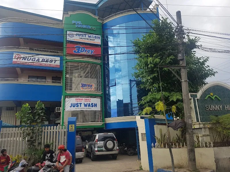 Talamban Public Market Vicinity Family Dining restaurant in Talamban, CV
