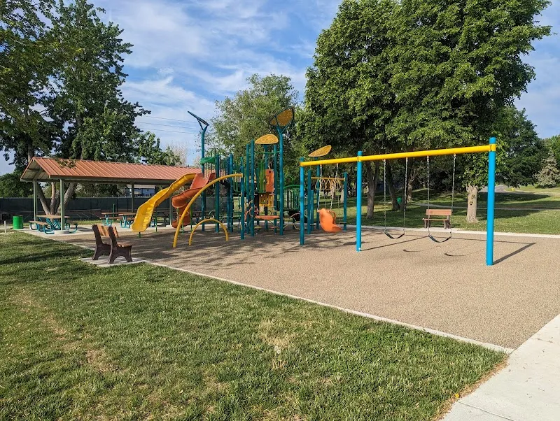 Tara Hills Park park in Papillion, NE