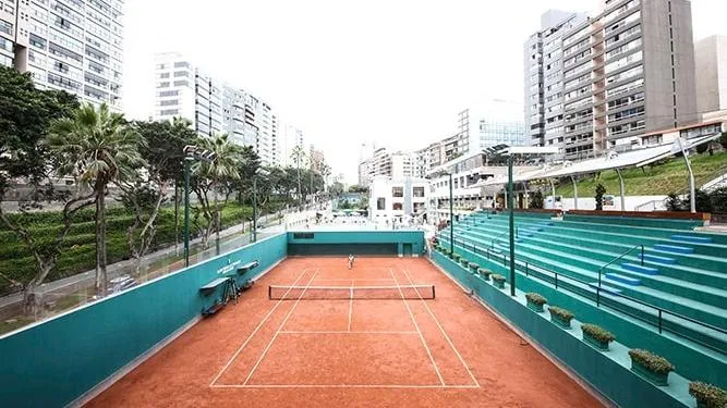 Tennis Club Las Terrazas Miraflores tennis court in San Isidro, Lima