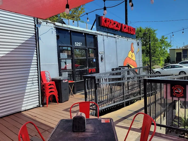 The Yard Shopping Center shopping mall in Olmos Park, TX