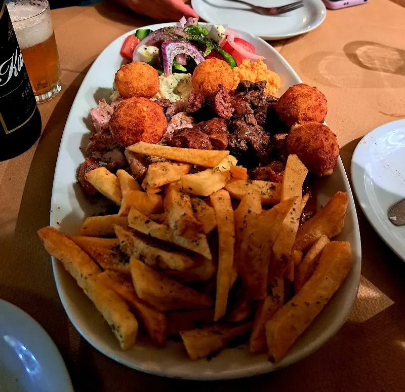 To Paidiko Mas Kafeneio cafe in Petroupoli, AT