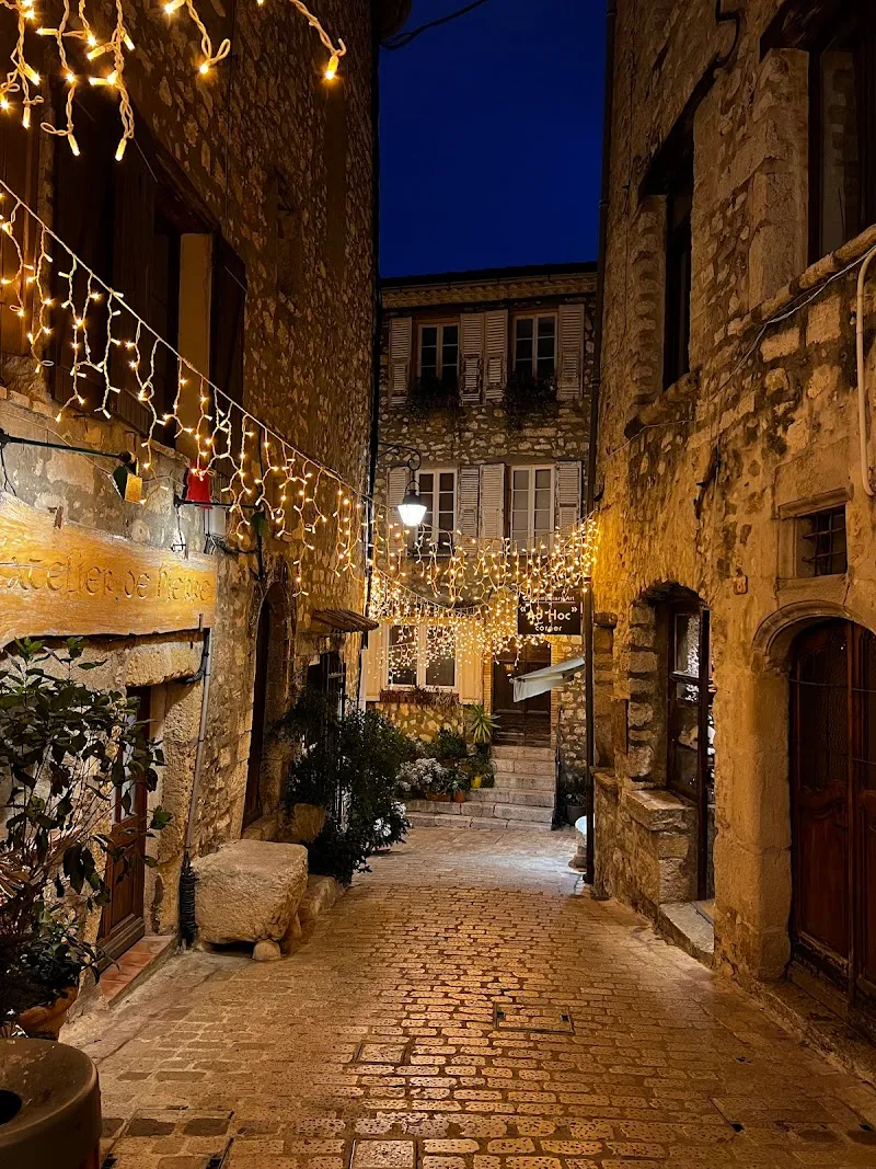TOURRETTES SUR LOUP - CENTRE VILLAGE tourist attraction in Tourrettes-sur-Loup, PACA