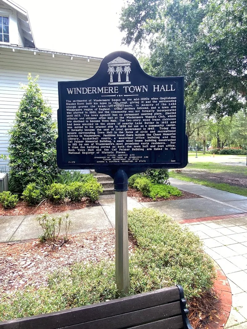 Town Square park in Windermere, FL
