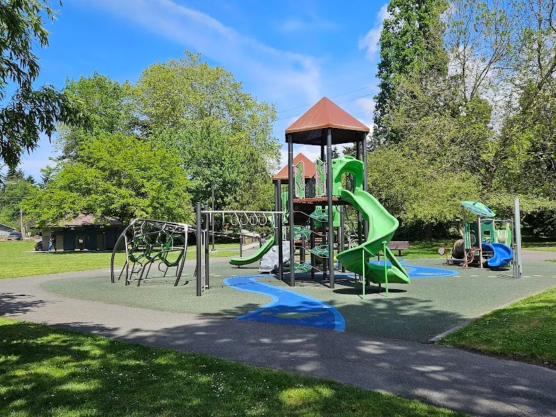 Twin Ponds Park park in Shoreline, WA