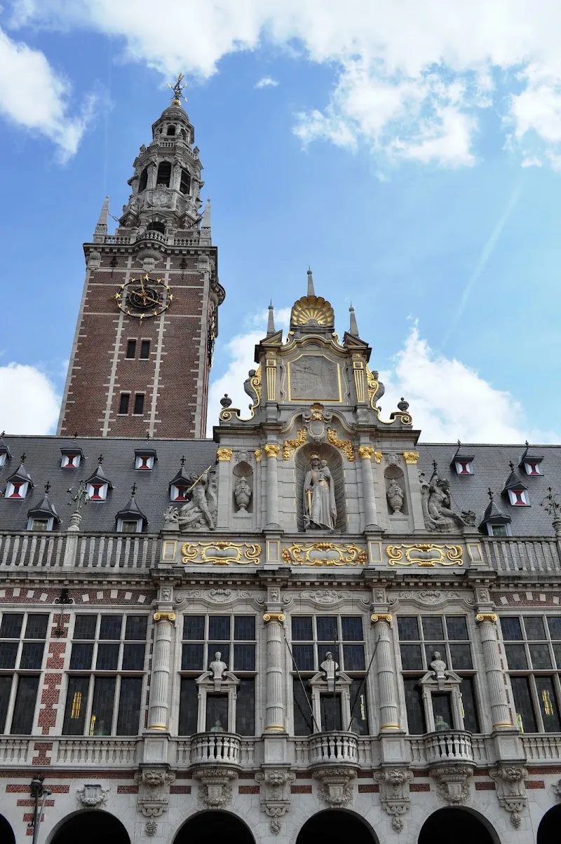 Universiteitsbibliotheek en bibliotheektoren tourist attraction in Louvain (Leuven), VBR