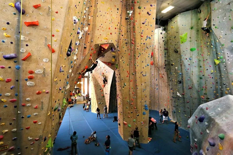 Upper Limits Rock Climbing Gym - Maryland Heights gym in Creve Coeur, MO