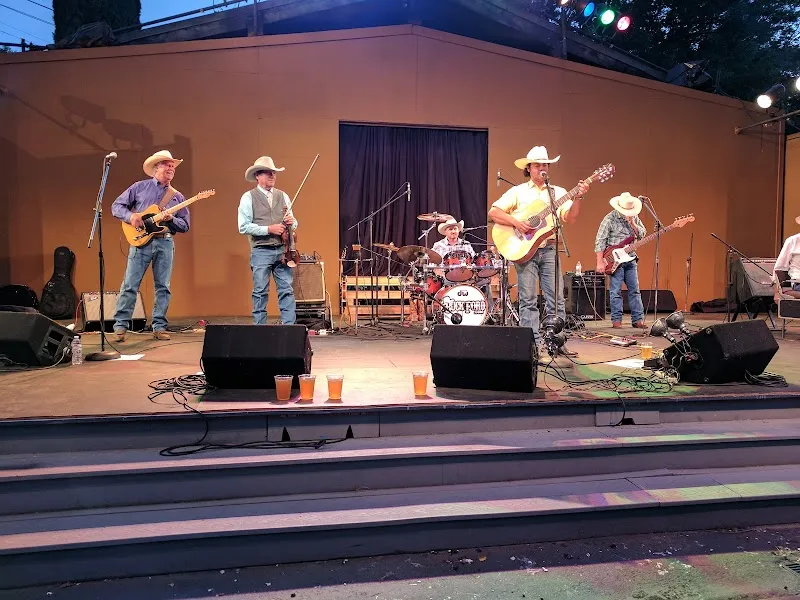 Veterans Memorial Amphitheatre amphitheatre in Fair Oaks, CA