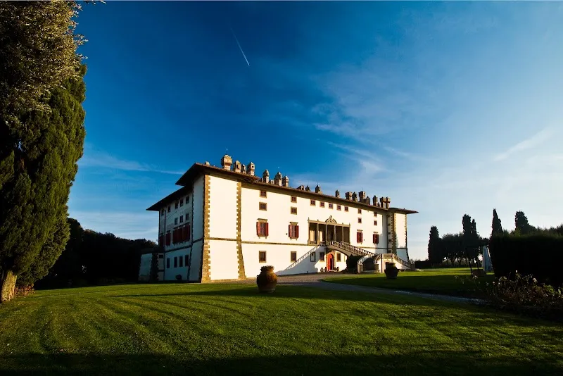 Villa Medicea La Ferdinanda - Tenuta di Artimino wedding venue in Artimino, Tuscany