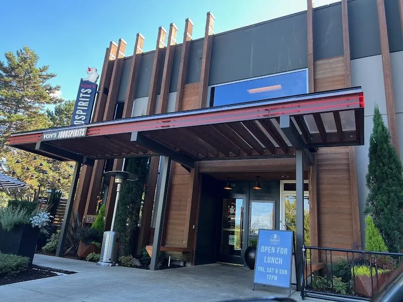 Von's 1000 Spirits Burgers in Bothell, WA