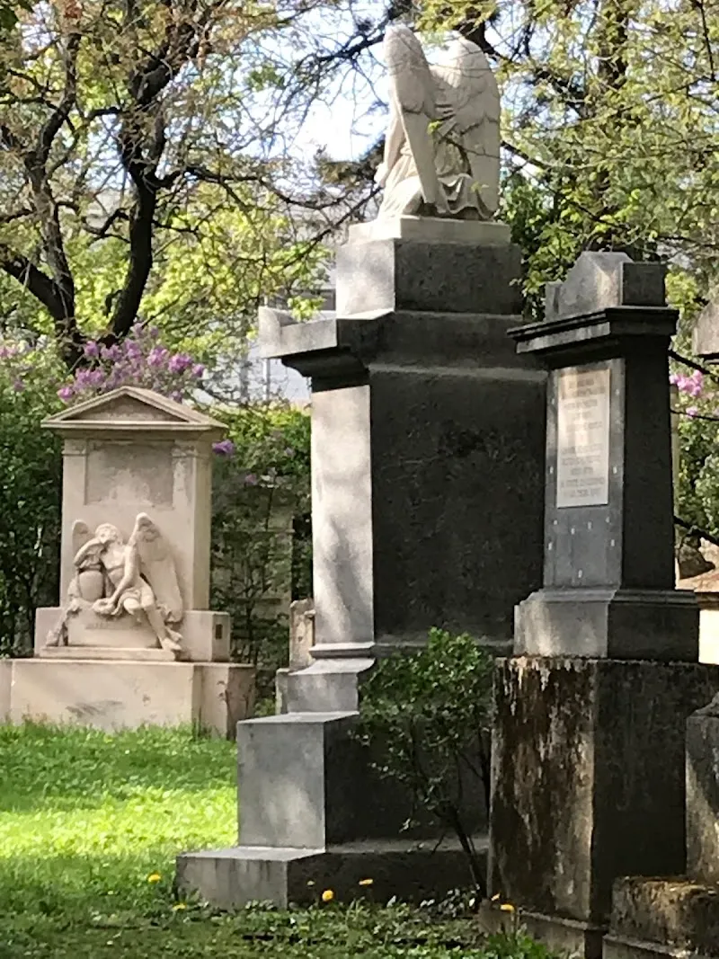 Waldmüllerpark park in Favoriten, VIE