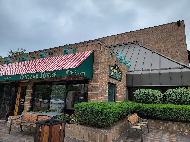 Walker Bros Original Pancake House Breakfast & Brunch in Highland Park, IL