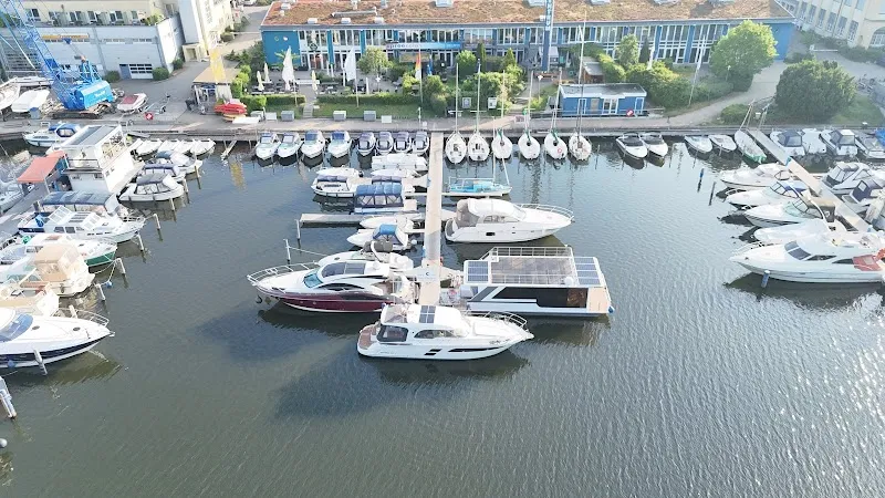 Wassersportzentrum Berlin marina in Müggelsberge, BE