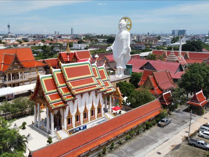 Wat Bangkapi (Temple Grounds) attraction in Bangkapi, BKK