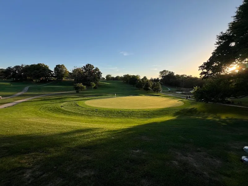 Waveland Golf Course golf course in Windsor Heights, IA