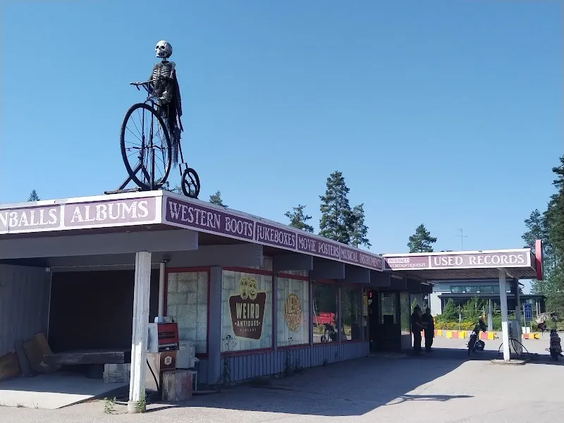 Weird Antiques home goods store in Tuusula, Uusimaa