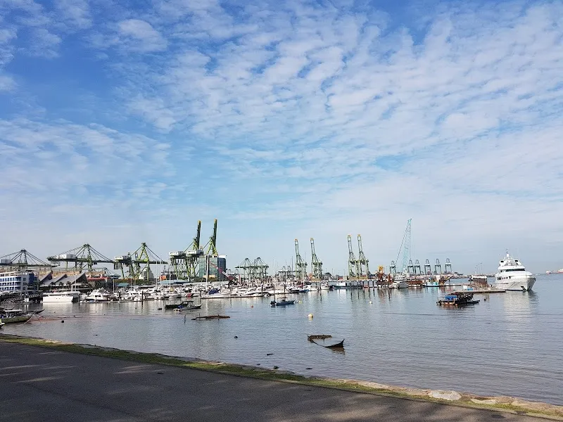 West Coast Park route in Clementi, SG