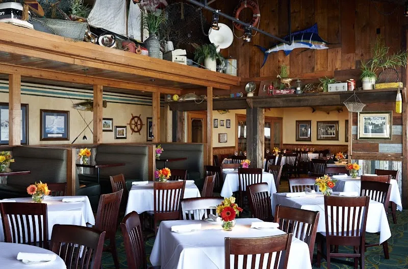 West End Boulevard Restaurants restaurant in Lakeshore, LA