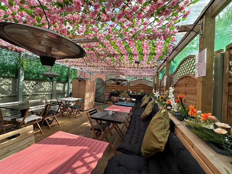 Weybridge High Street Cafes cafe in Weybridge, London