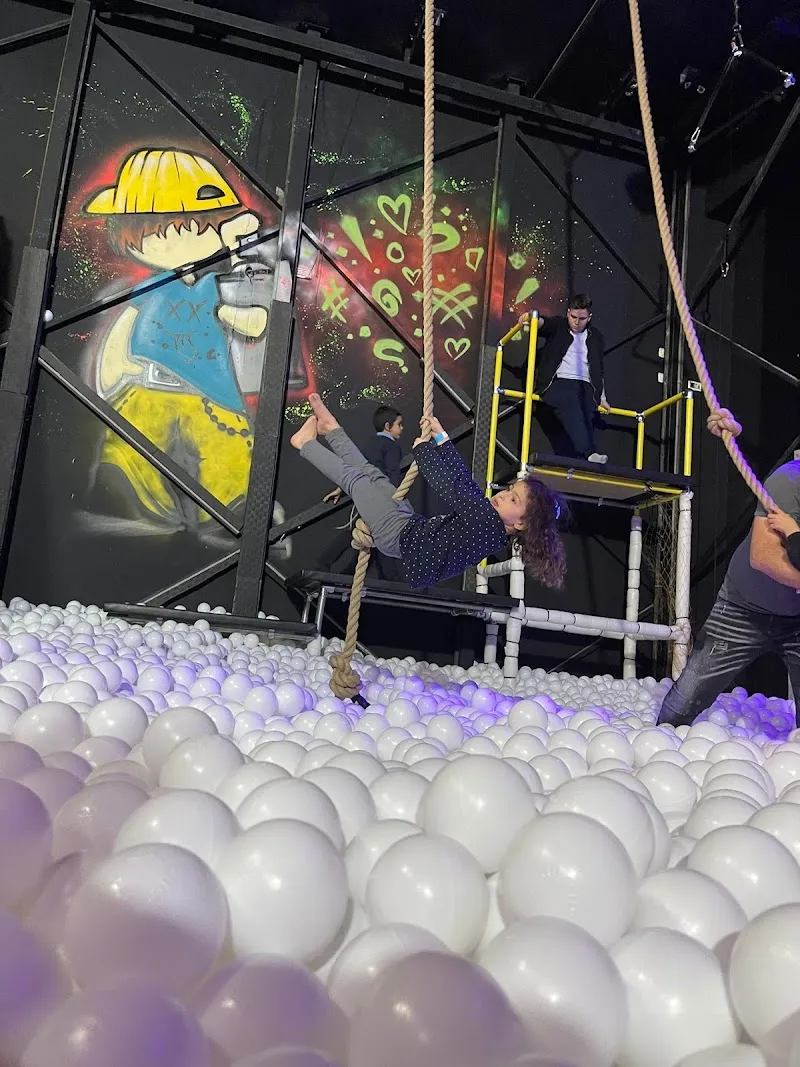 White Pool בת ים amusement center in Bat Yam, TA