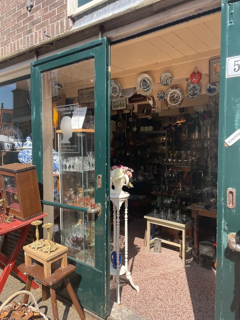 Wilhelmina Park park in Edam, NH