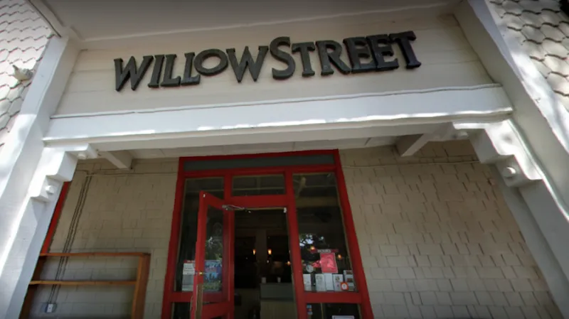 Willow Street Wood-Fired Pizza Pizza in Los Gatos, CA