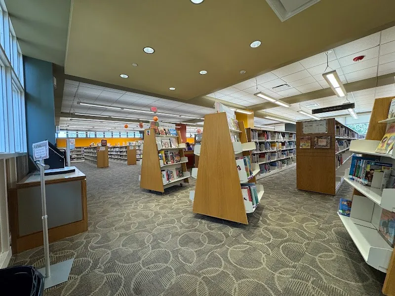 Wilmette Public Library library in Wilmette, IL