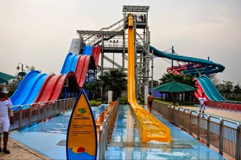 Worlds of Wonder water park in Noida, UP