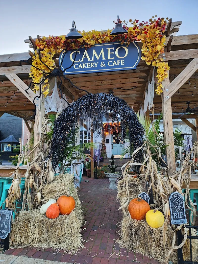 Yelp Event: Cupcakes And Beer Tasting At Carytown Cupcakes Yelp Events in Carytown, VA