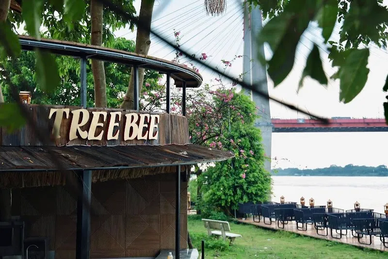 Zipair Family Cafe cafe in Tây Hồ, HN